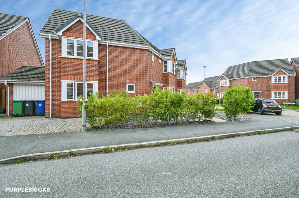 Property photo 2 of 30