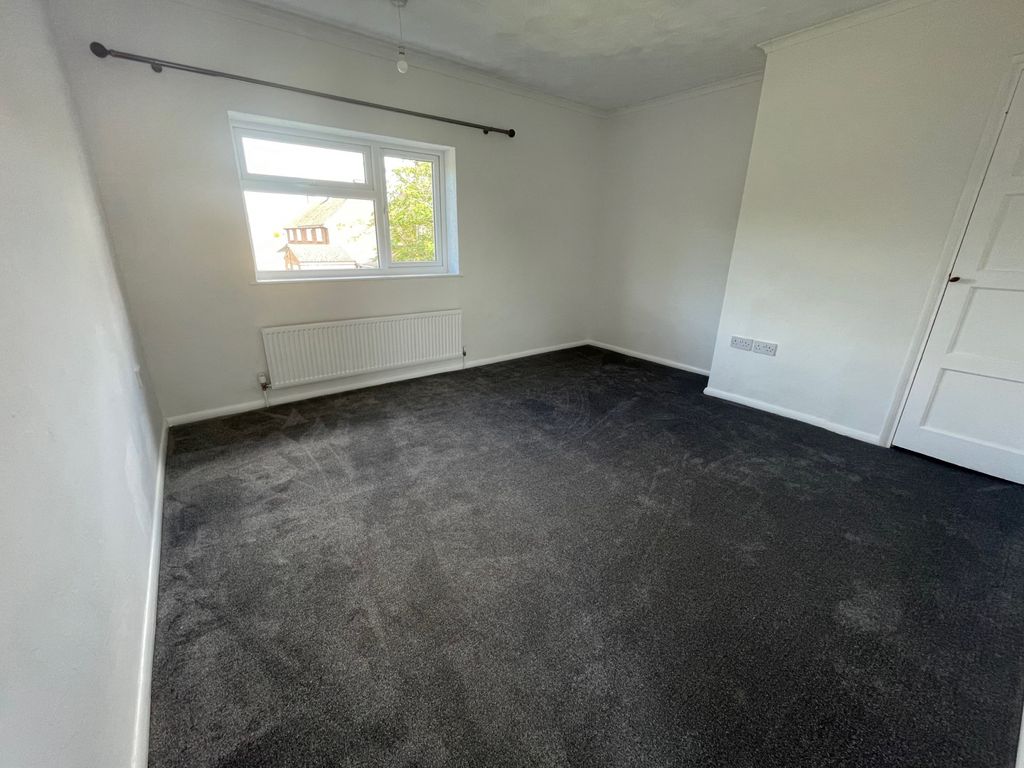 Property photo 2 of 5 Gallery