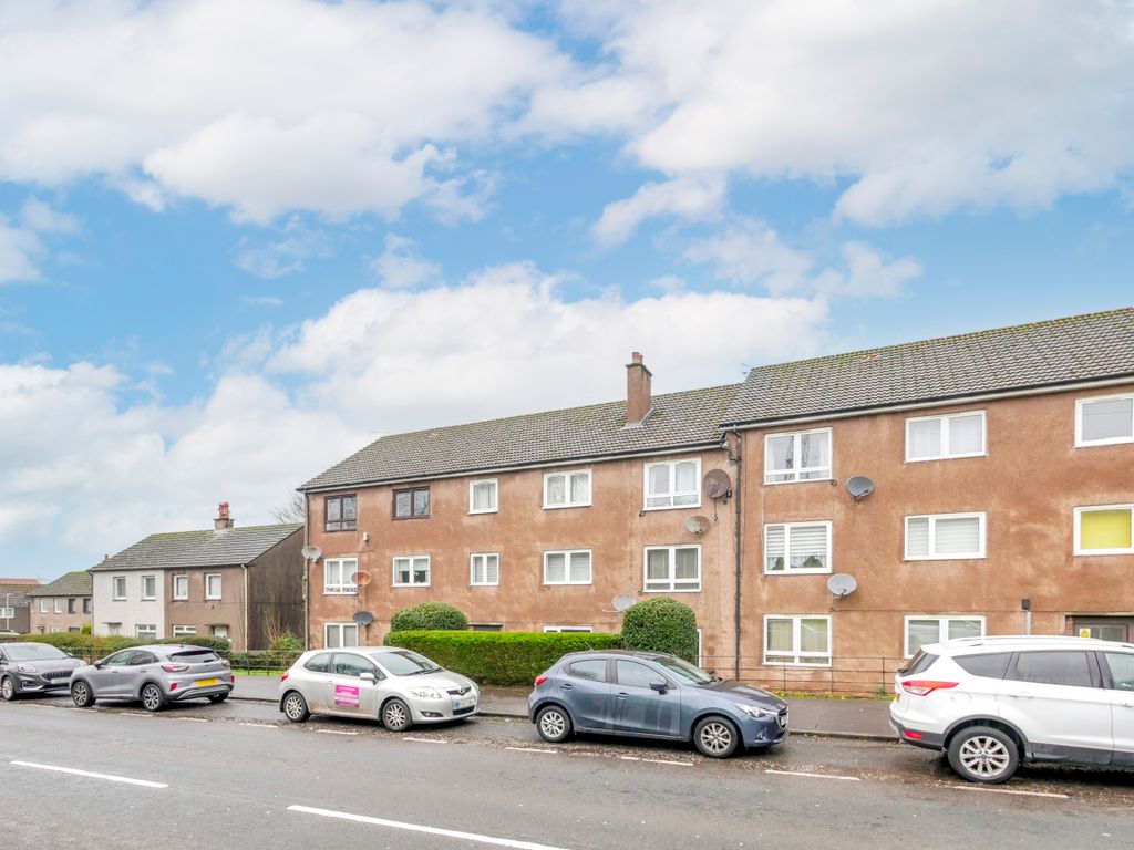 Property photo 1 of 9 Front