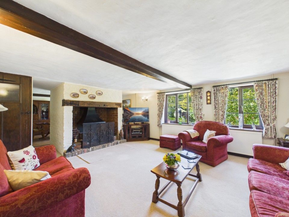 Property photo 3 of 33