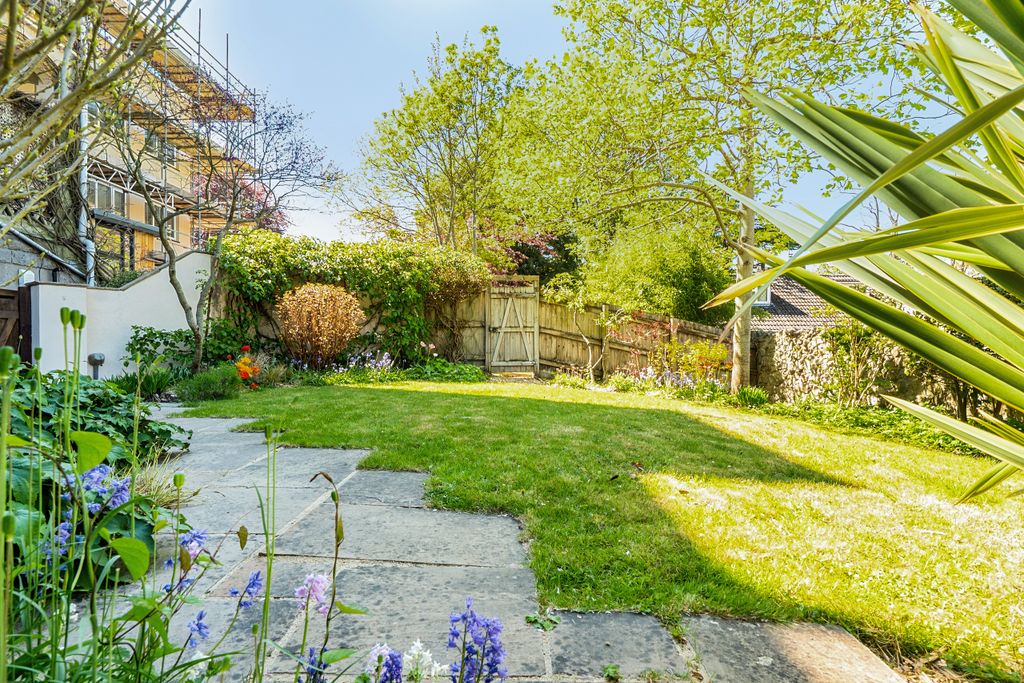 Additional image 18 of 3 bed flat for saleGarden Flat, Sambourne, Sea Walls Road, Bristol BS9