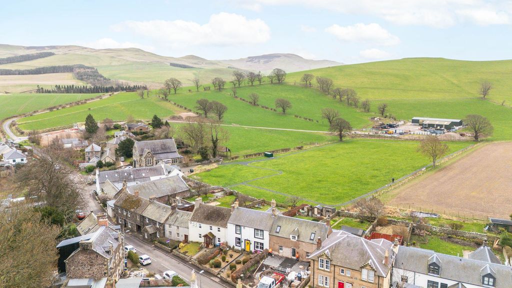 Property photo 2 of 49 Drone