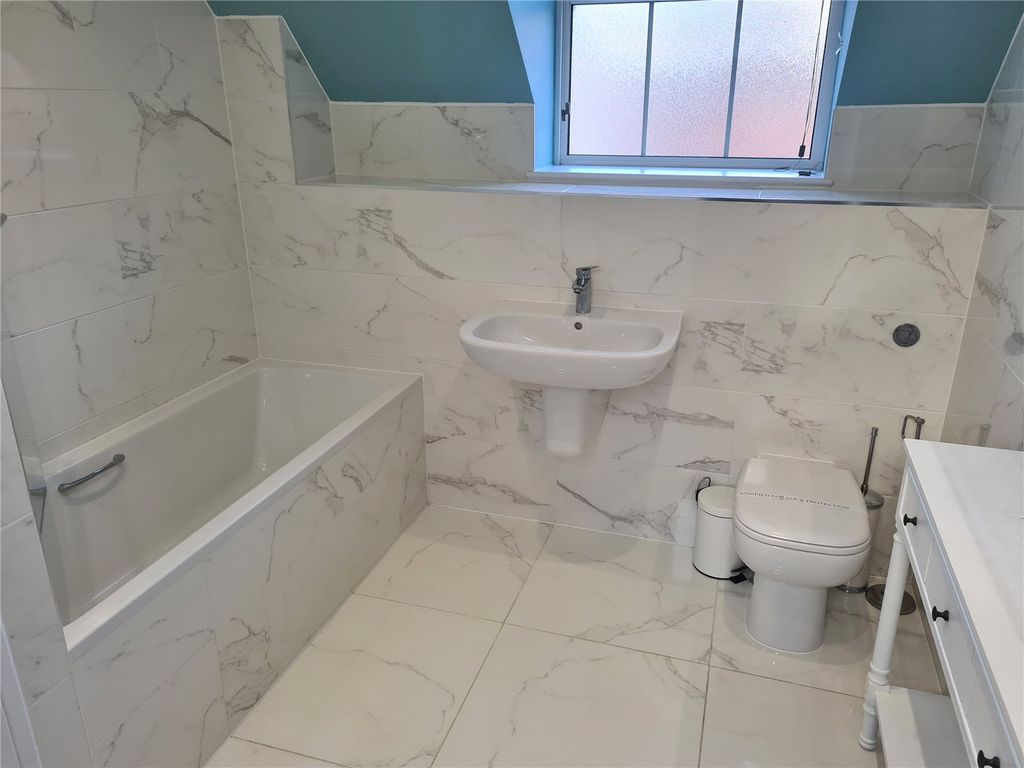 Property photo 2 of 14 Picture No. 09