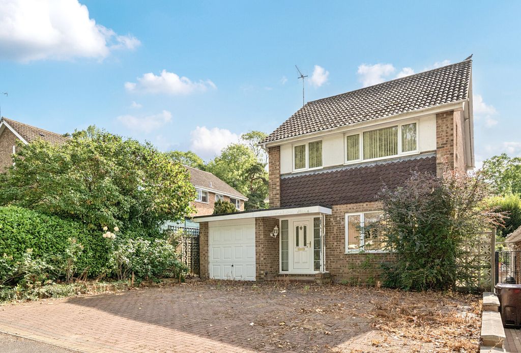 Property photo 1 of 25 1333414-2-689Dae3...