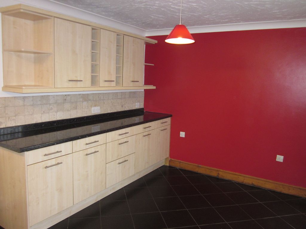 Property photo 2 of 9 Kitchen/Diner