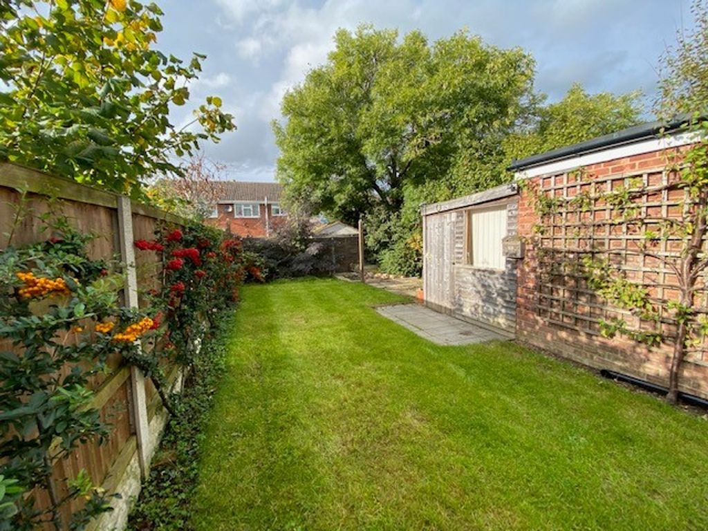 Property photo 3 of 8 Photo 8