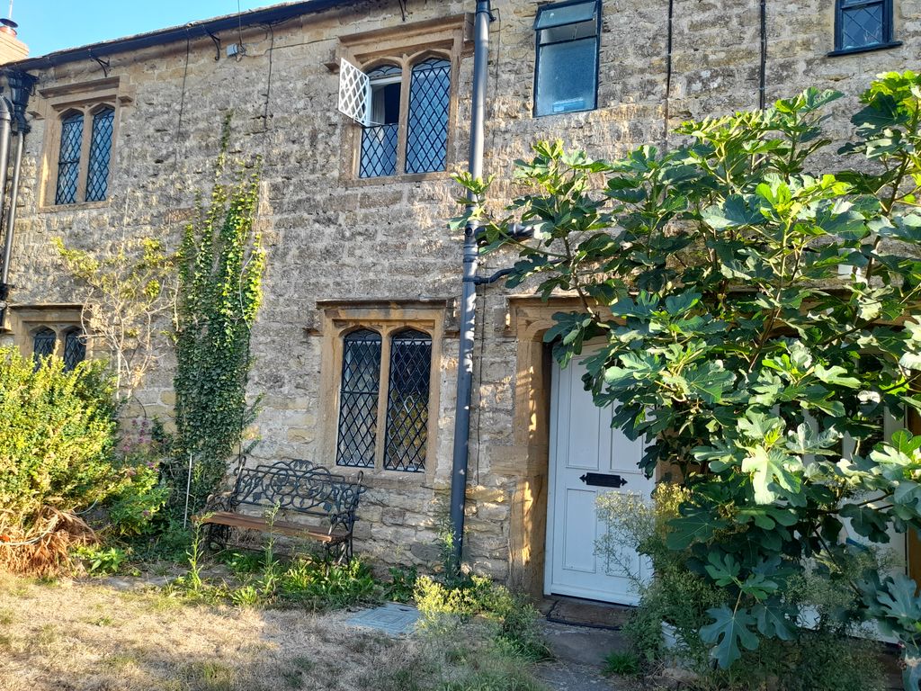 Property photo 1 of 1
