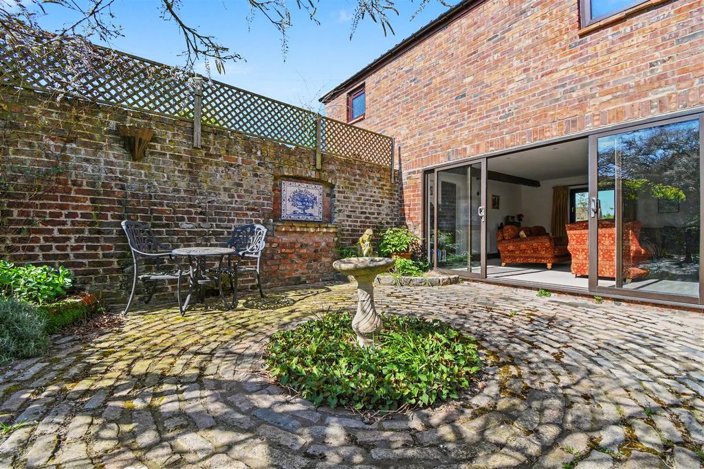 Additional image 41 of 5 bed detached house for saleNew Road, Worlaby, Brigg DN20