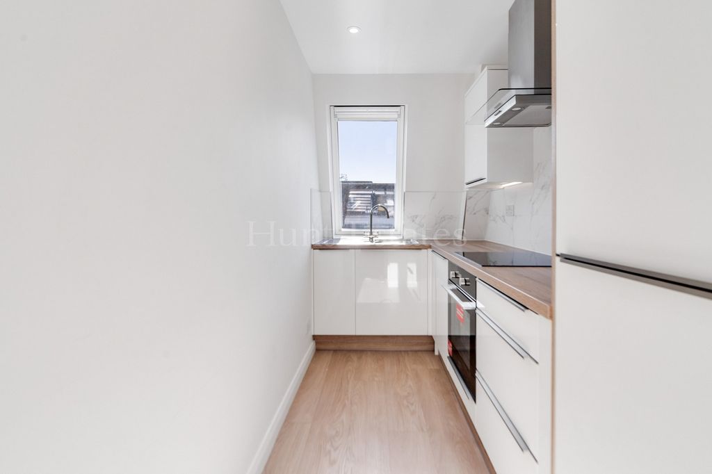 Property photo 3 of 8 Not Specified