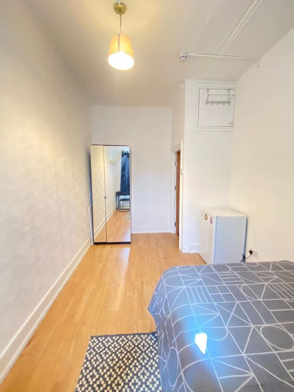 Property photo 2 of 3 Room