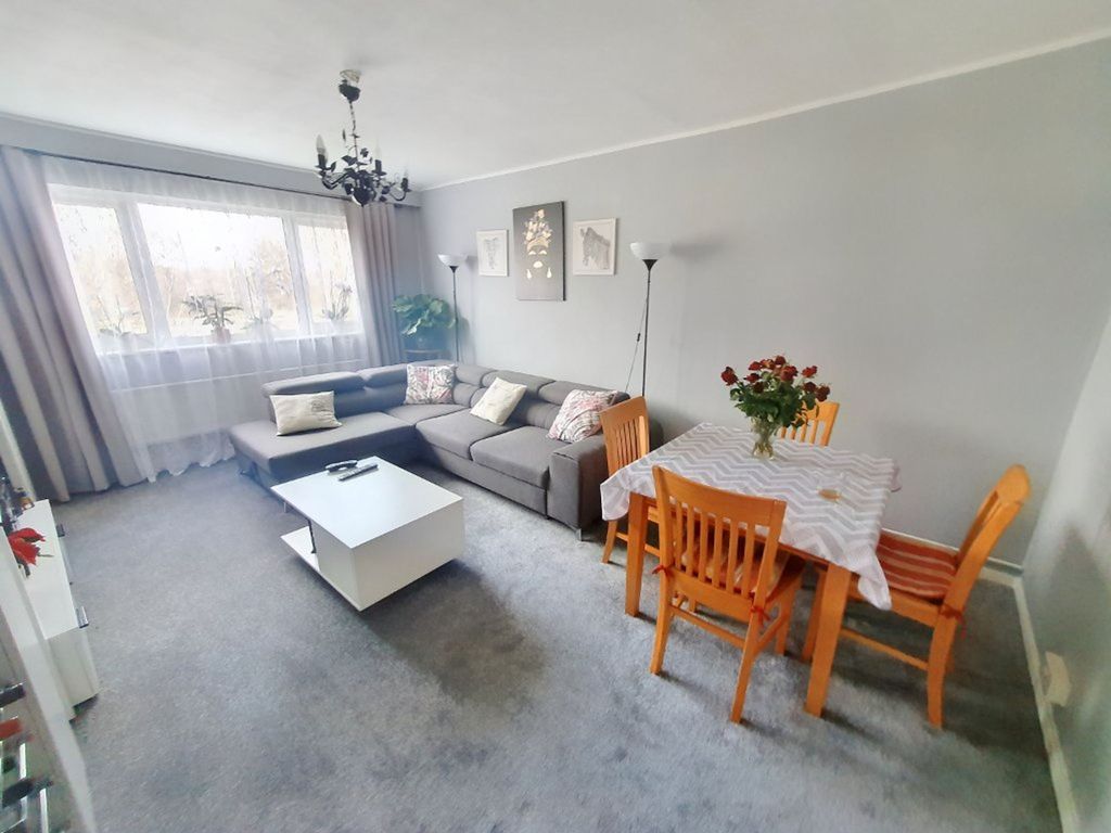 Property photo 2 of 8