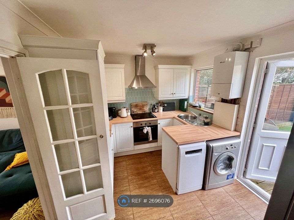 Property photo 3 of 13