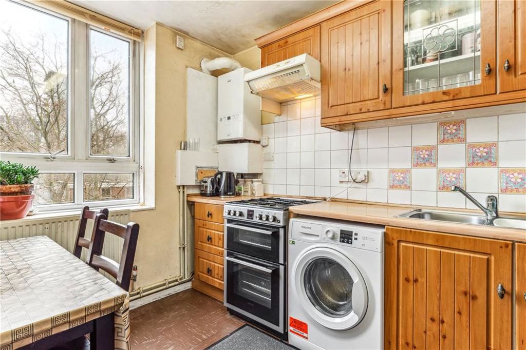 Property photo 3 of 8