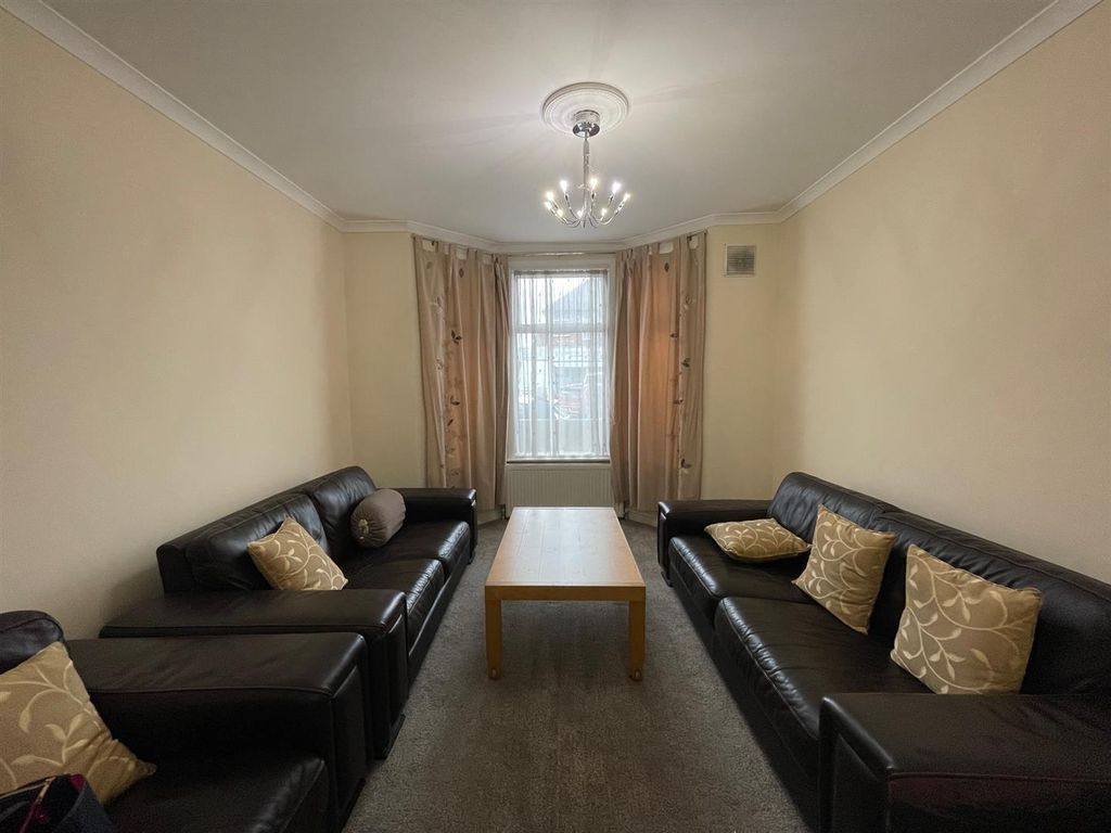 Property photo 2 of 13 Img_6676.Jpg