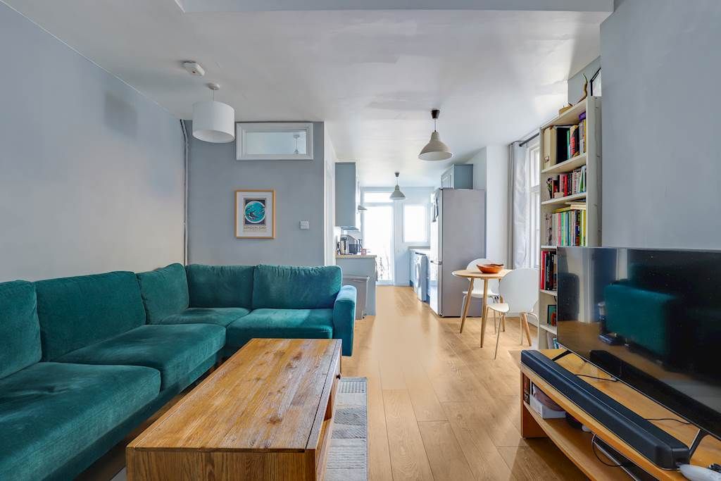 Property photo 3 of 10