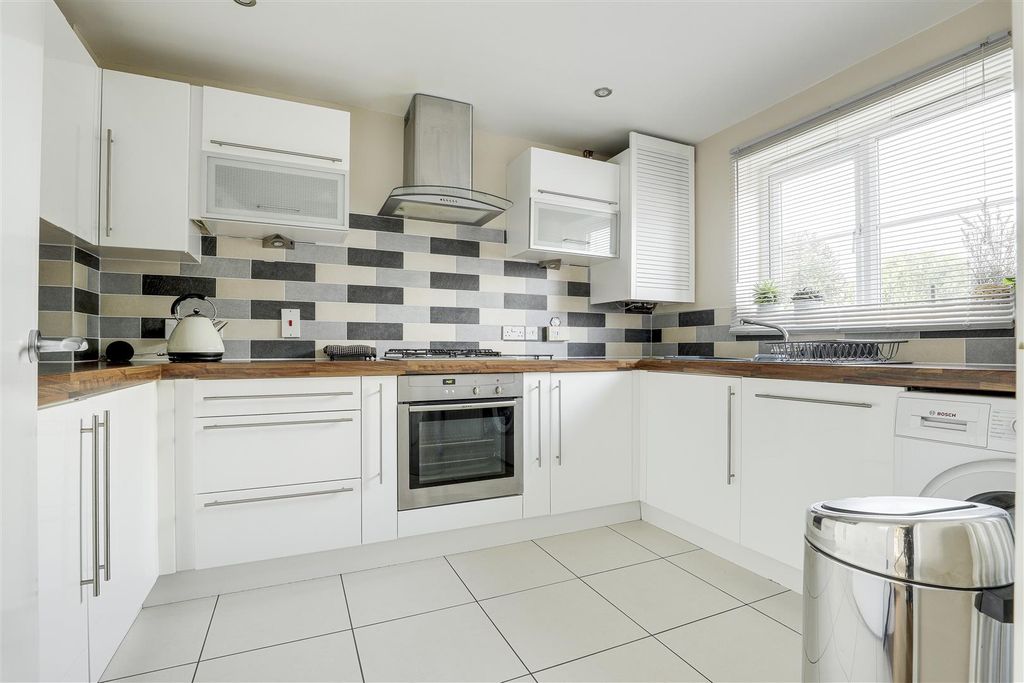 Property photo 2 of 22 14.Jpg