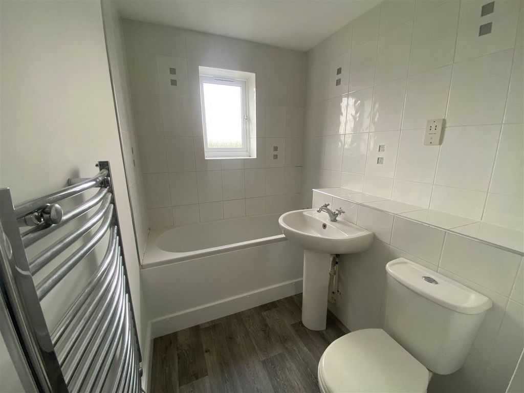 Property photo 3 of 5 Img_1049.Jpg