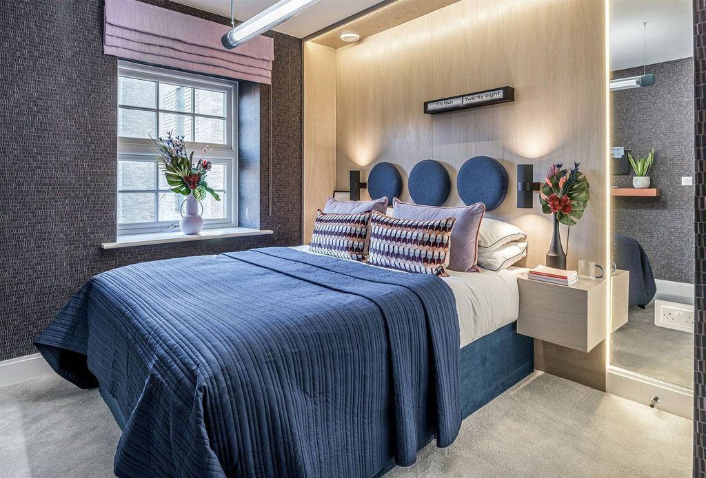 Property photo 3 of 23