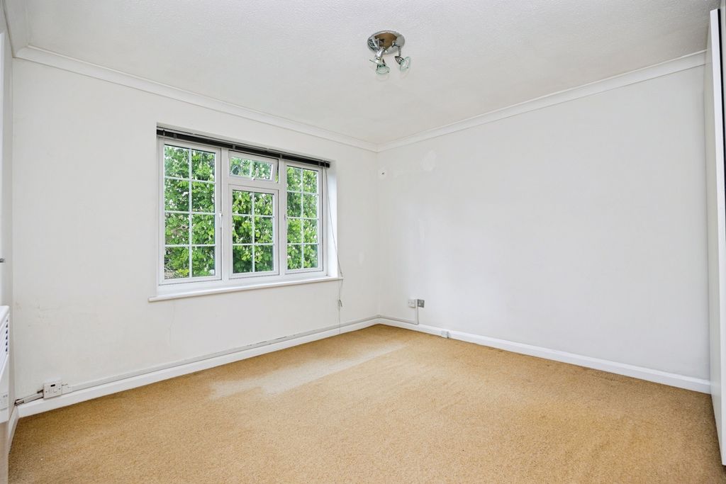 Property photo 3 of 15 Pbox-Img.Jpg