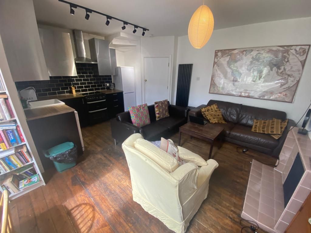 Property photo 2 of 17 Whatsapp Image 2021-05-11 At 14.33.38 (3).Jpeg