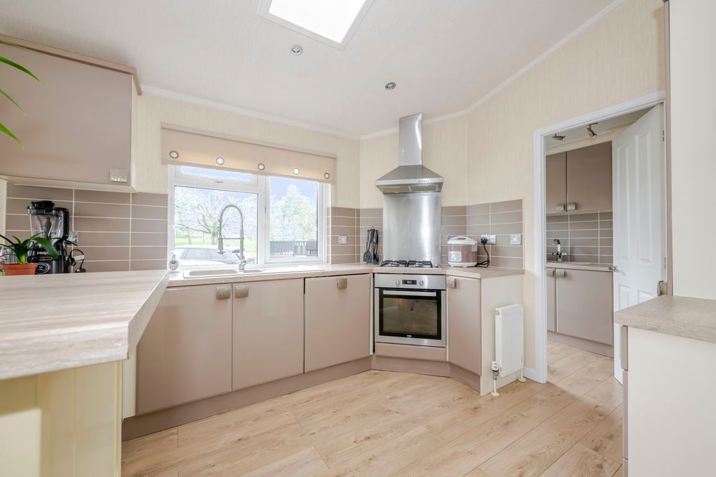 Property photo 3 of 22 Photo 8