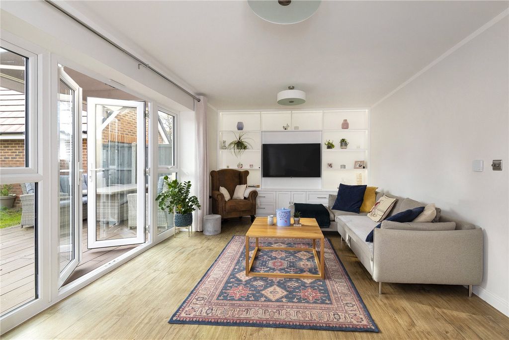 Property photo 3 of 23 Picture No. 06