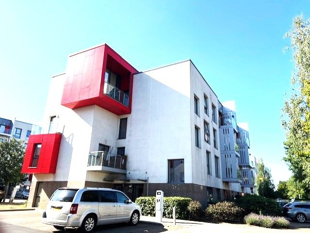 Property photo 1 of 2
