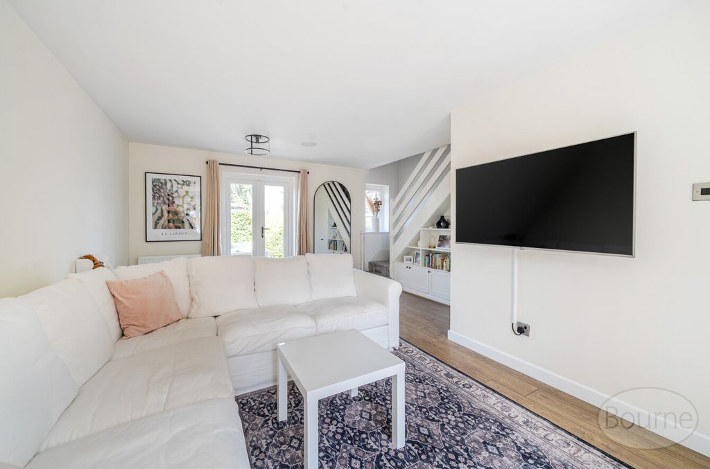 Property photo 3 of 15 6344963c-E535-4A9...