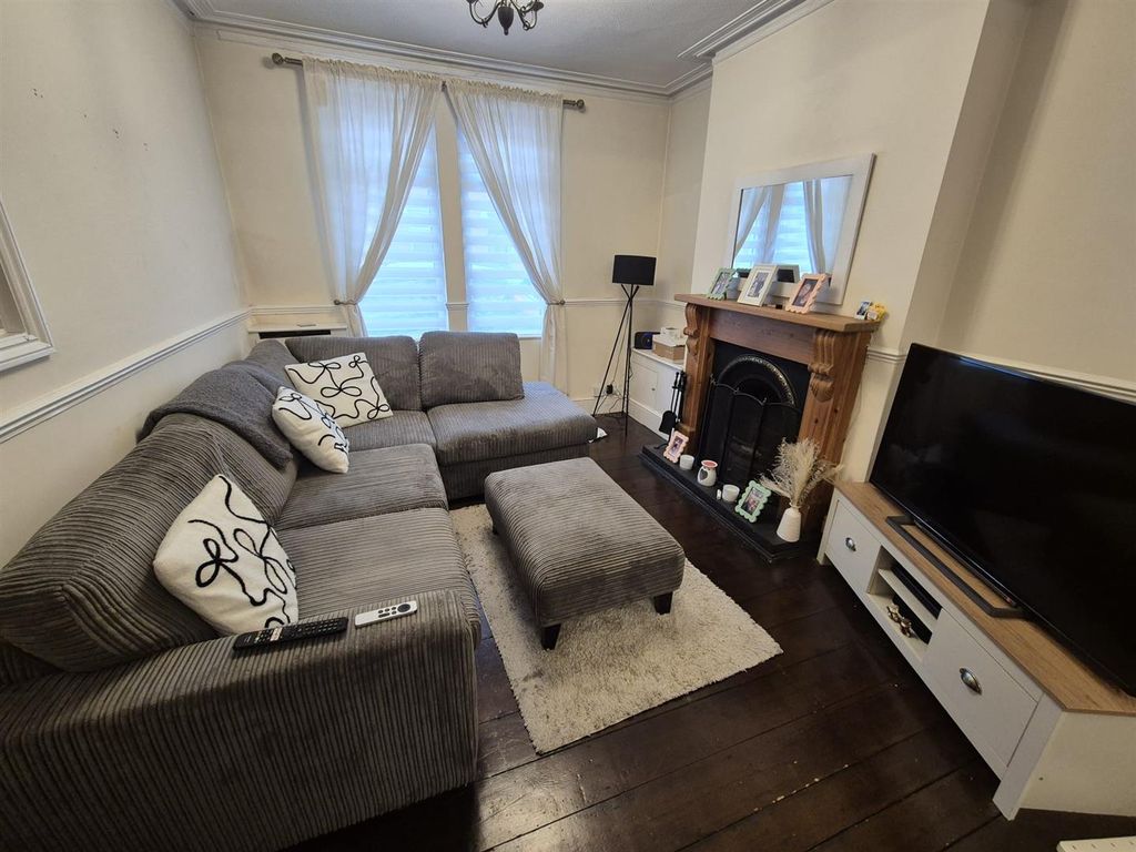 Property photo 2 of 10 Living Area