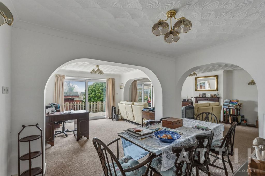 Property photo 3 of 39 13.Jpg