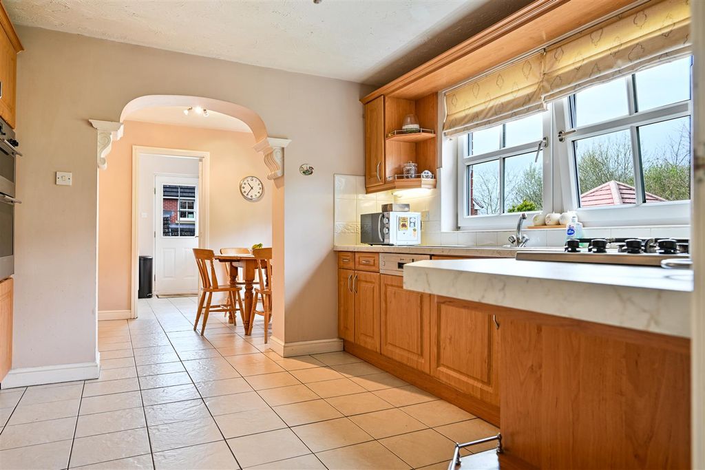 Additional image 13 of 4 bed detached house for saleClay Court, Motherwell ML1