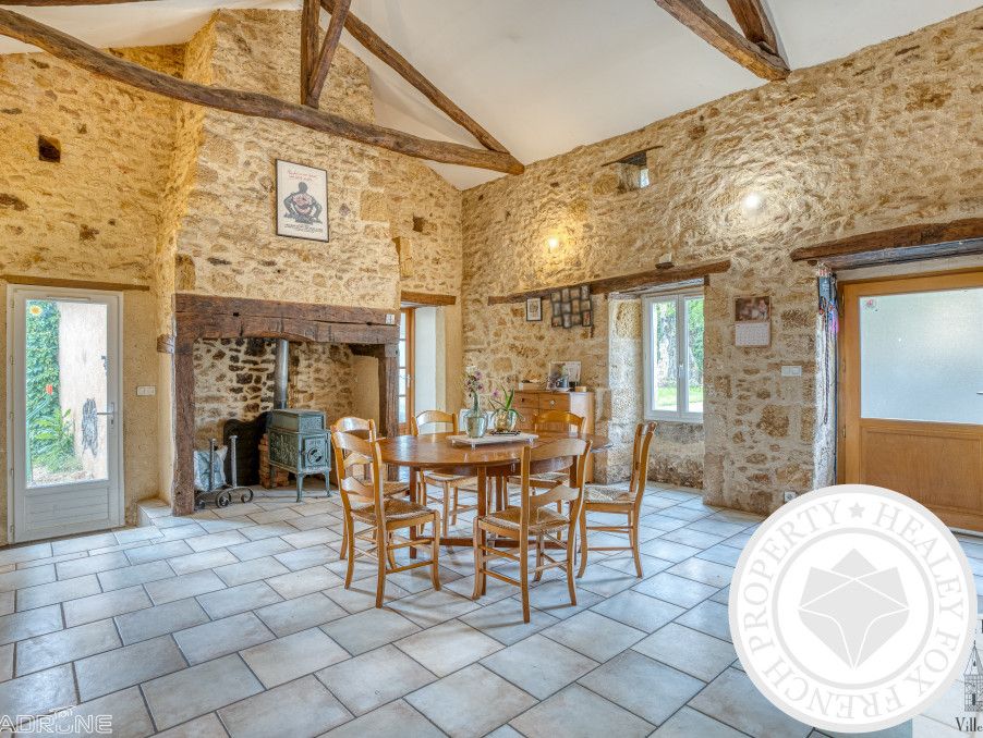 Property photo 3 of 15