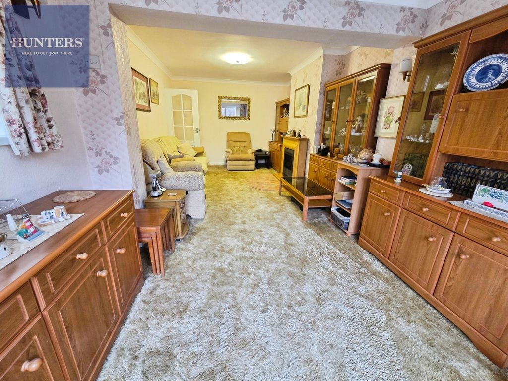 Property photo 2 of 13 Pbox-Img.Jpg