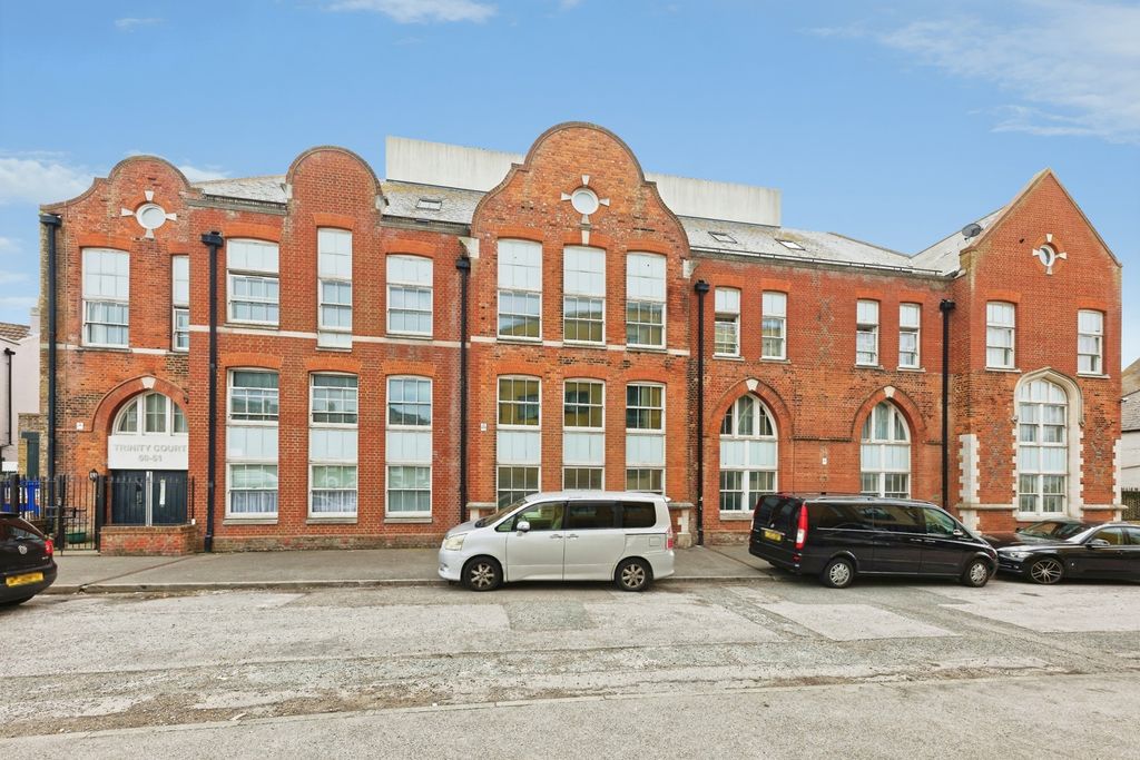 Property photo 1 of 19 Pbox-Img.Jpg