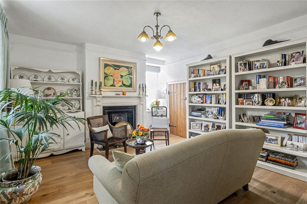 Property photo 2 of 23 Picture No. 64