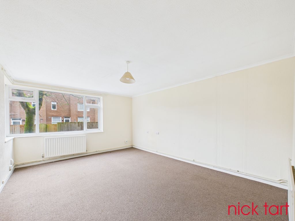 Property photo 2 of 6 Photo 7