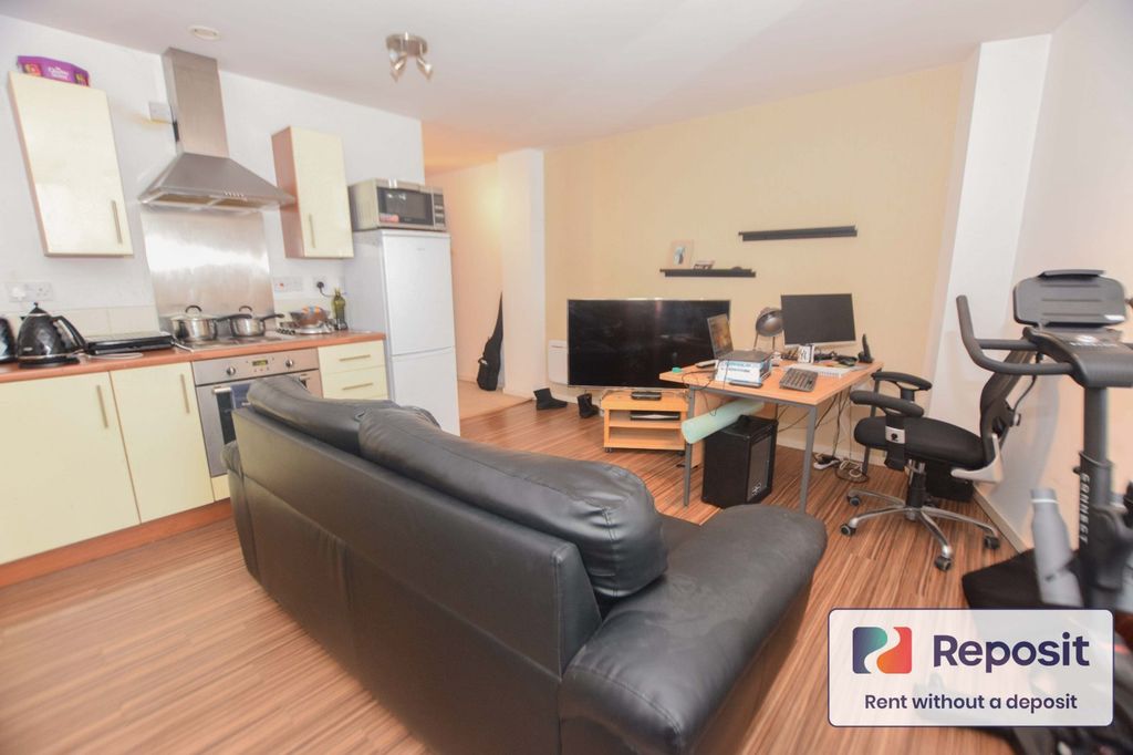 Property photo 3 of 12 Picture No. 37