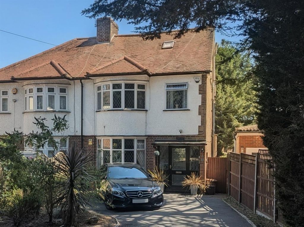Property photo 1 of 16 Davidson Frost-Wellings, Dfw, Elms Road, Stanmore,