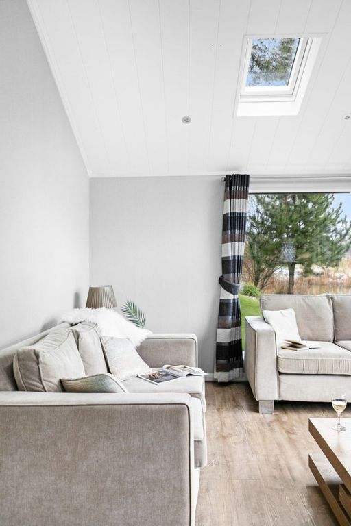 Property photo 2 of 9 High Res Kentisbury Lodge Poppy Jakes Photography 1443