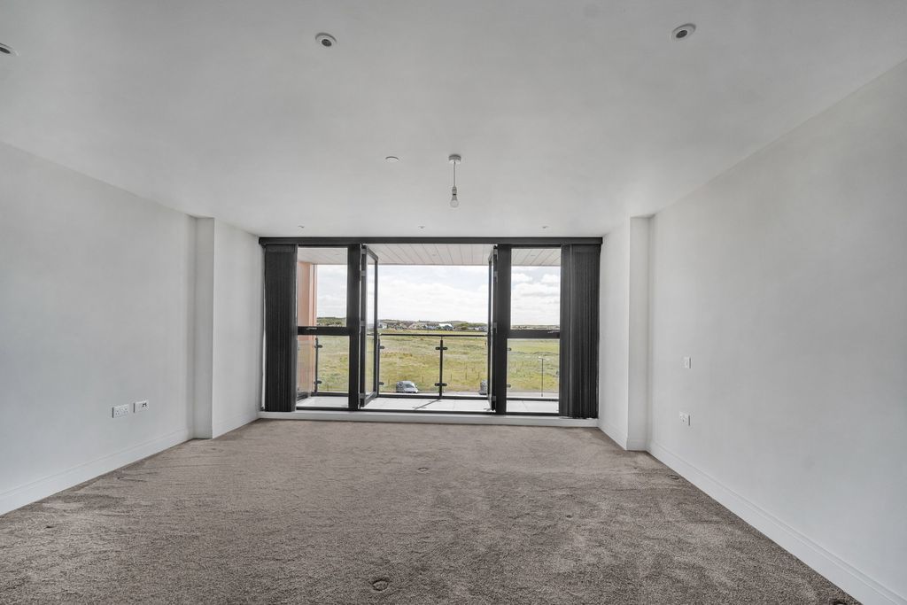 Additional image 16 of 3 bed penthouse for saleRest Bay, Porthcawl CF36