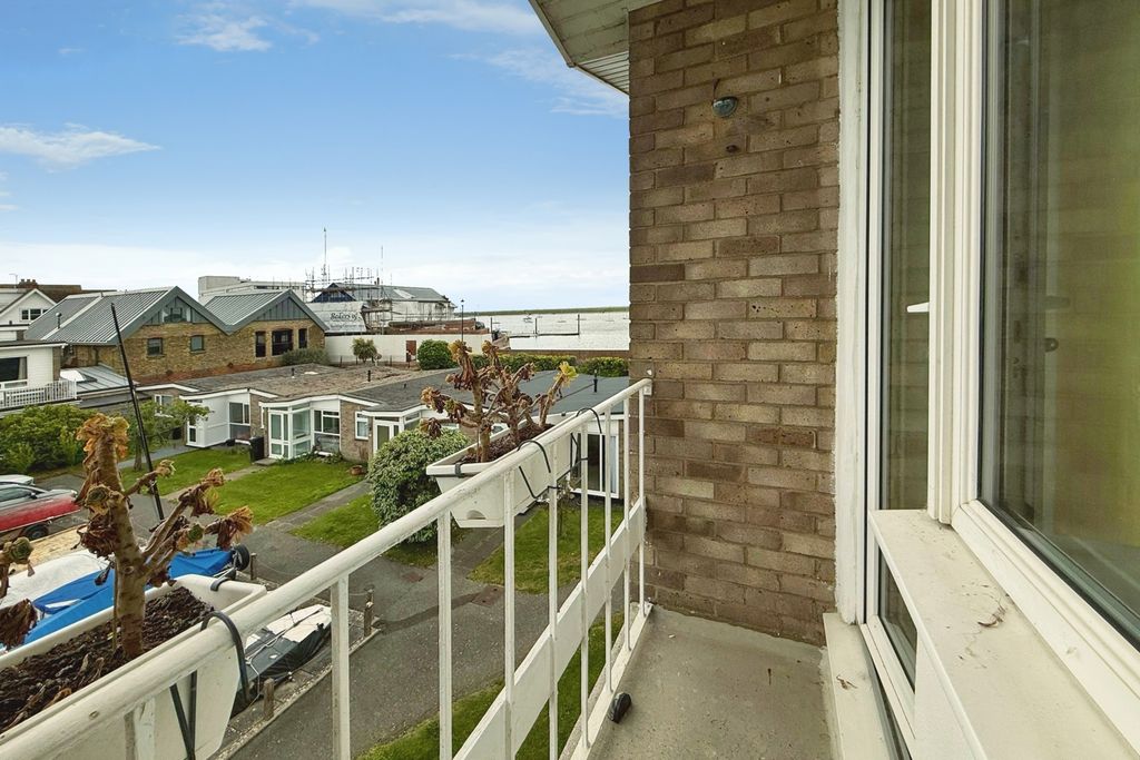 Property photo 3 of 19 Pbox-Img.Jpg