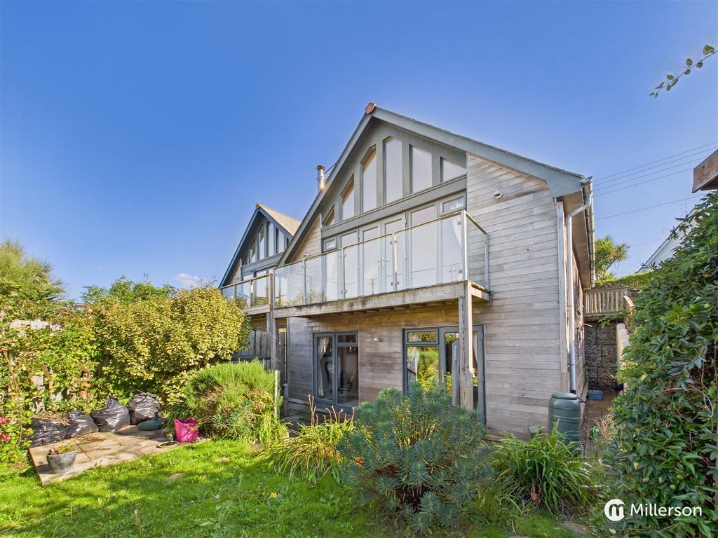 Property photo 1 of 25 Cam05092G0-Pr0115-Still001.Jpg