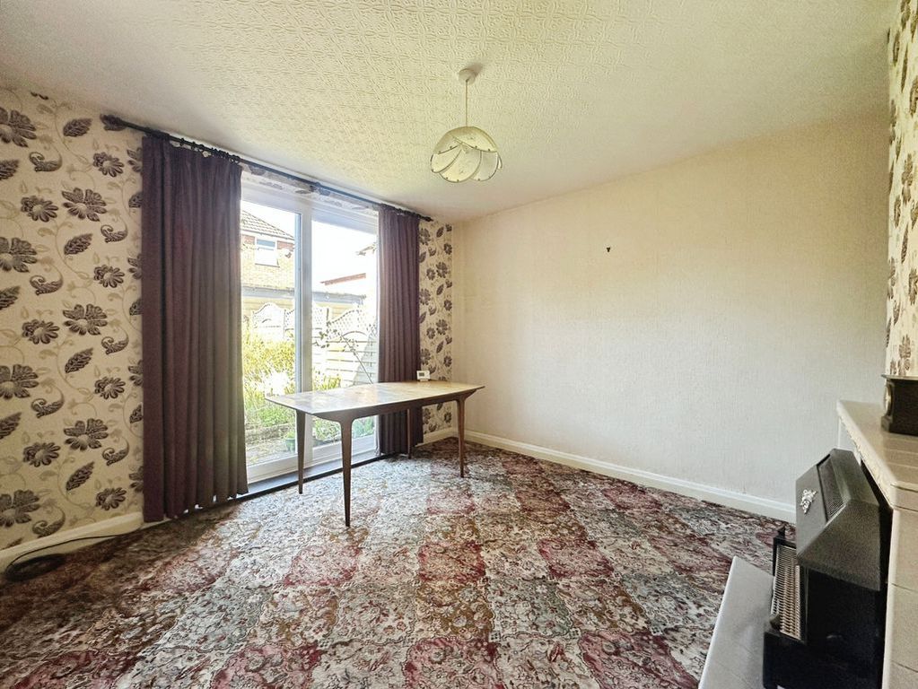 Property photo 3 of 18 Photo 2