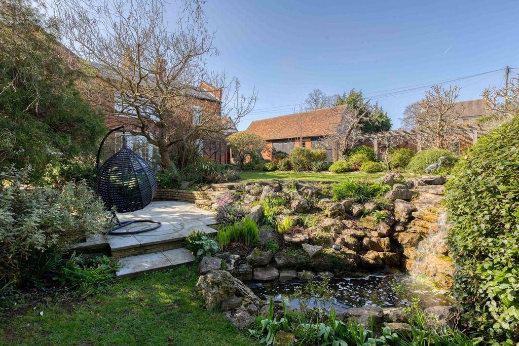 Additional image 38 of 8 bed detached house for saleLondon Road, Hitchin SG4