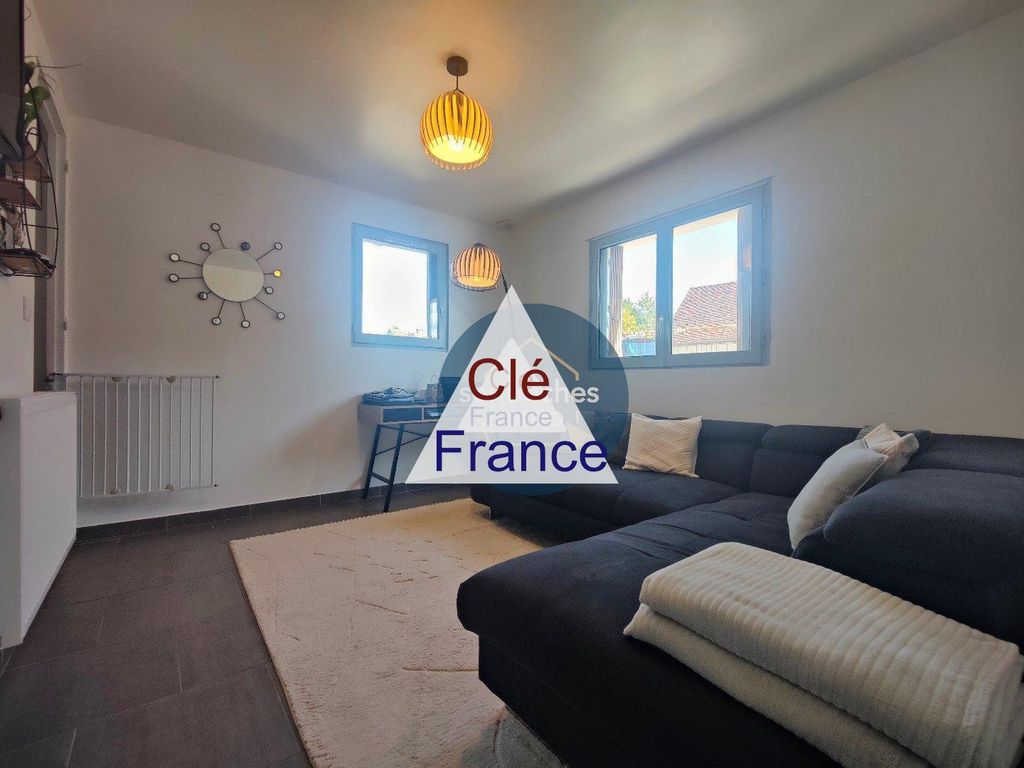 Property photo 2 of 9