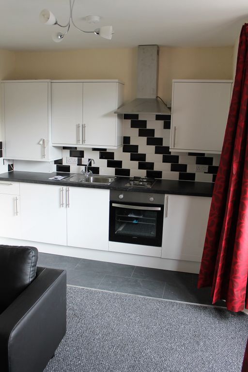 Property photo 1 of 6