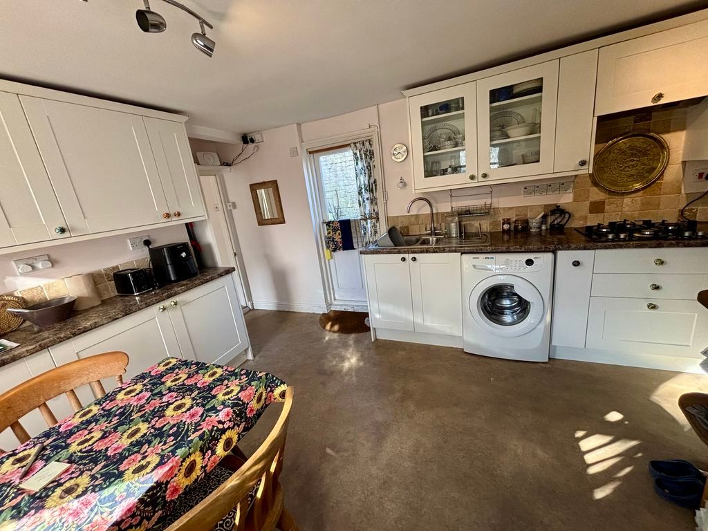 Property photo 3 of 16 Photo 20