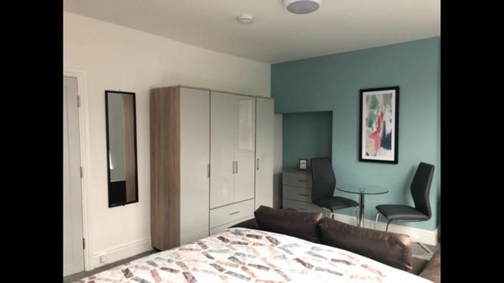 Property photo 3 of 4