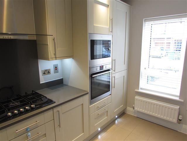 Property photo 3 of 13 Kitchen