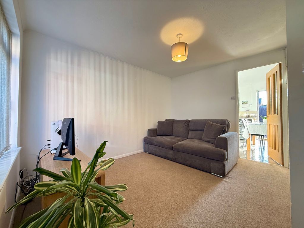 Property photo 3 of 8 Living Room